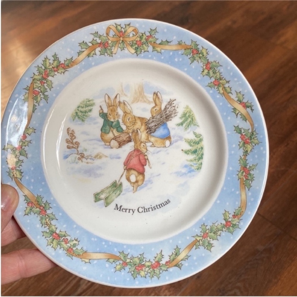 Wedgwood Vintage 1996 Peter Rabbit Merry Christmas Plate - Picture 8 of 9